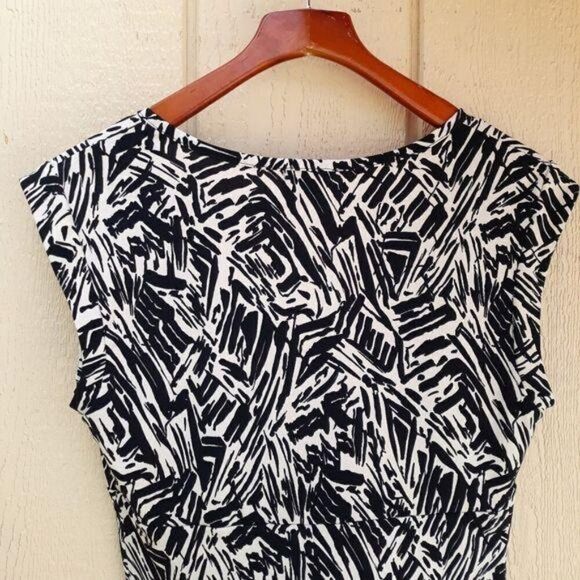 Vintage BCBG Paris Top Stretch Plunging V Sleeveless Abstract Geometric Y2K Sz L - Picture 7 of 8